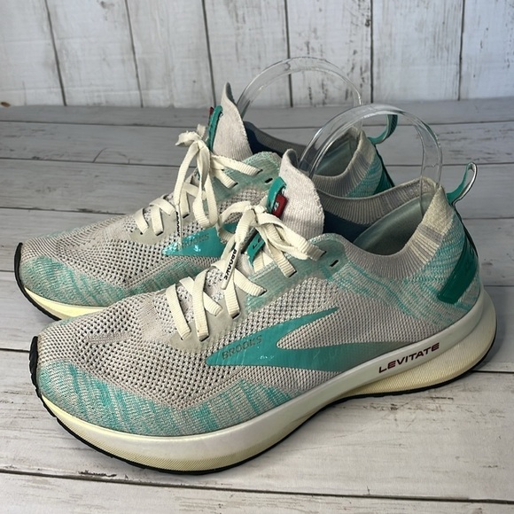 Brooks Levitate 4 Mint and Dove Gray Running Shoe - Picture 2 of 12